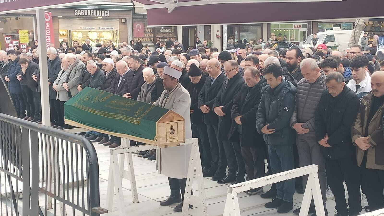 50 Yıllık Muhtarın Cenazesi Kastamonu’ya Gönderildi (1)