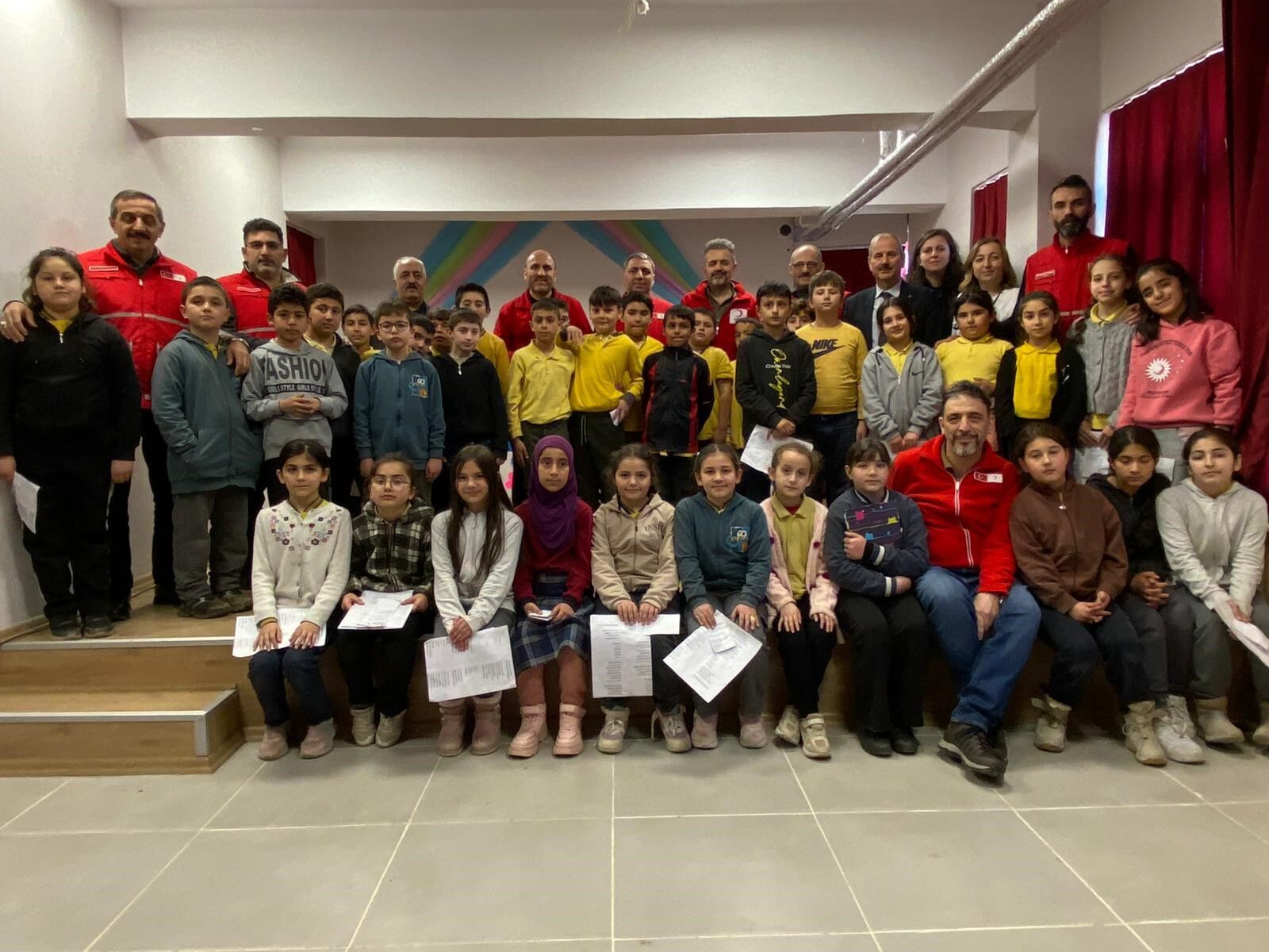 6 Bin 400 Öğrenci Bayramlık Kıyafetlerle Mutluluk Yaşadı (1)