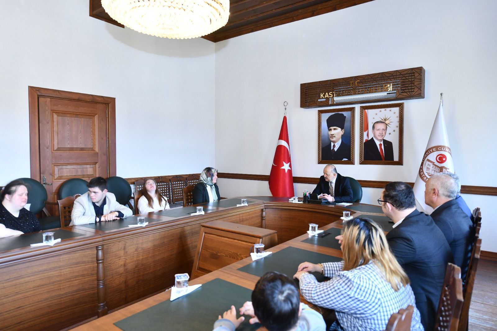 8B925E37 E429 4A86 815B 17C8749A444F