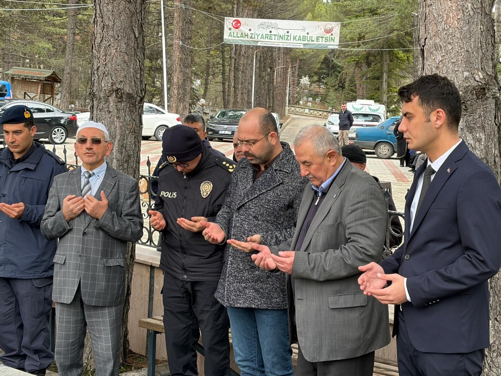 Kastamonulu Şehit Hava Pilot Teğmen, kabri başında anıldı