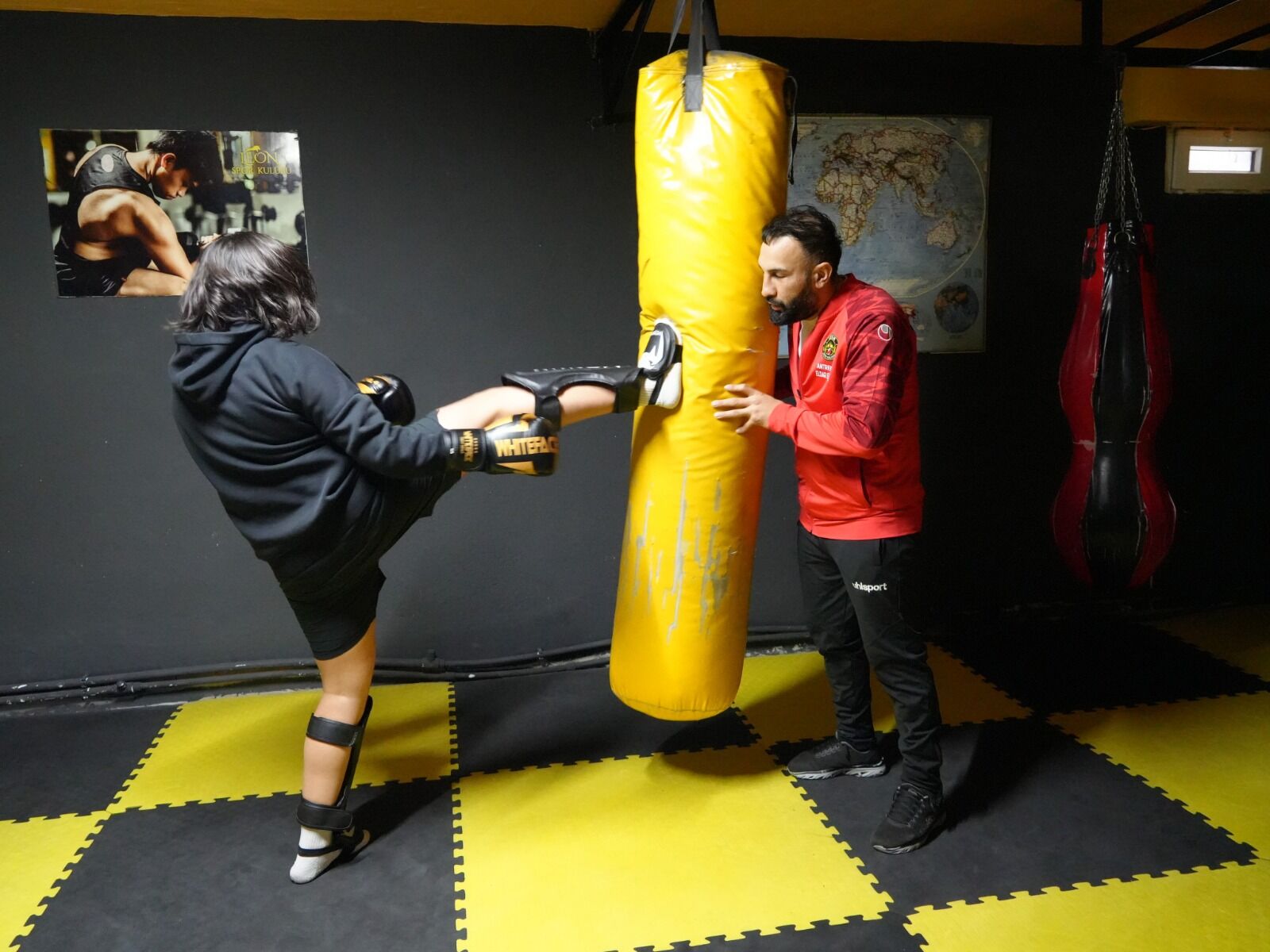 Ağabeyine Özenerek Spora Başladı, 5 Kez Şampiyon Oldu (3)