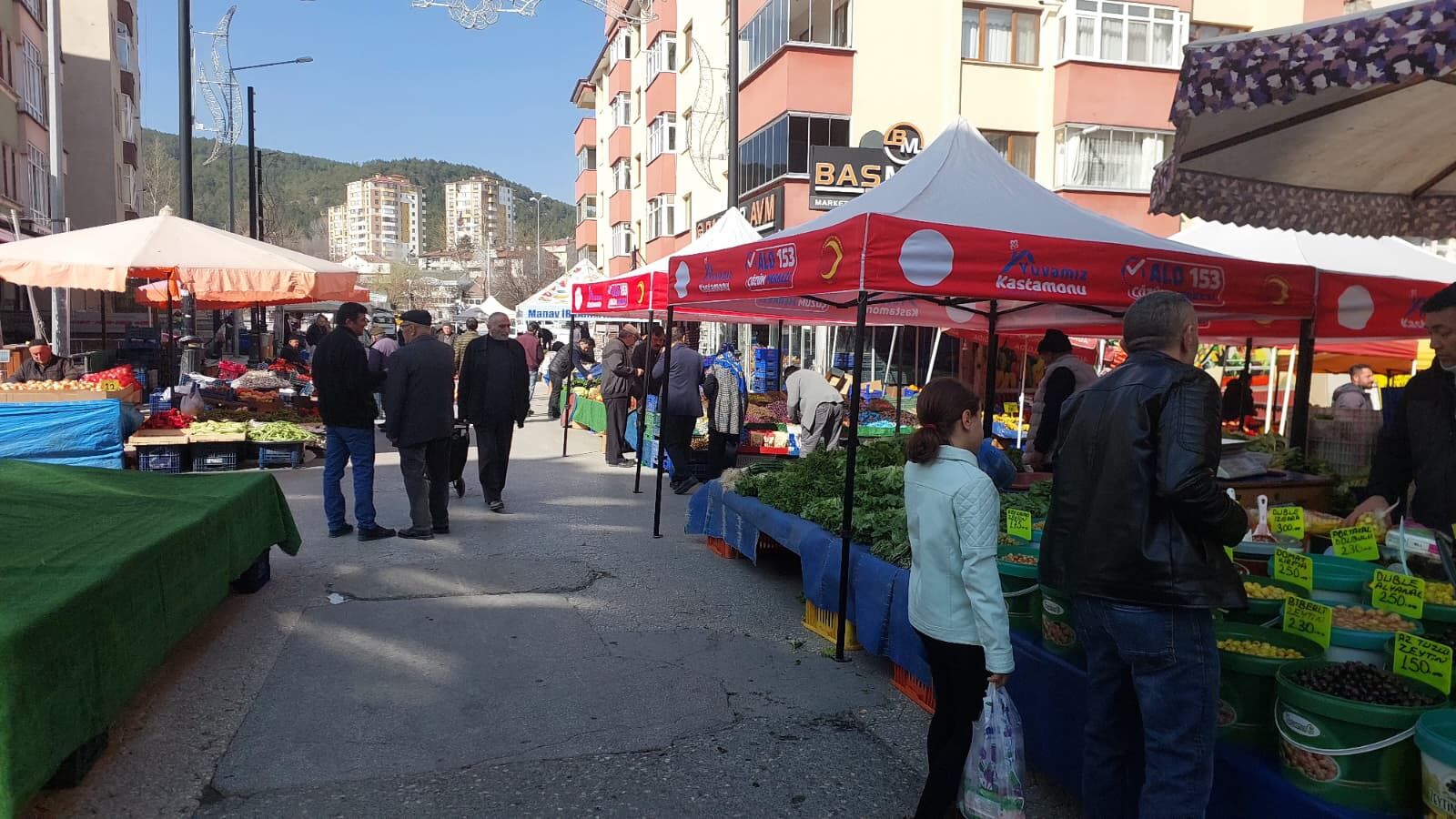 Bayram Alışverişi Çarşı Ve Pazarlarda Yoğunluk Oluşturdu (3)