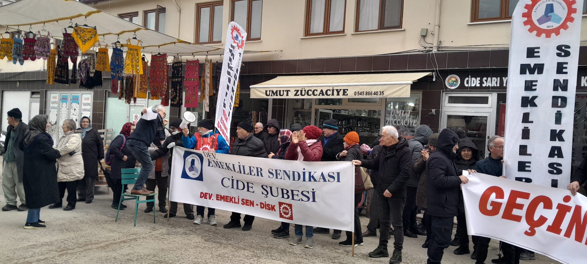 Cide Dev Emekli Sendikasından Basın Açıklaması (1)