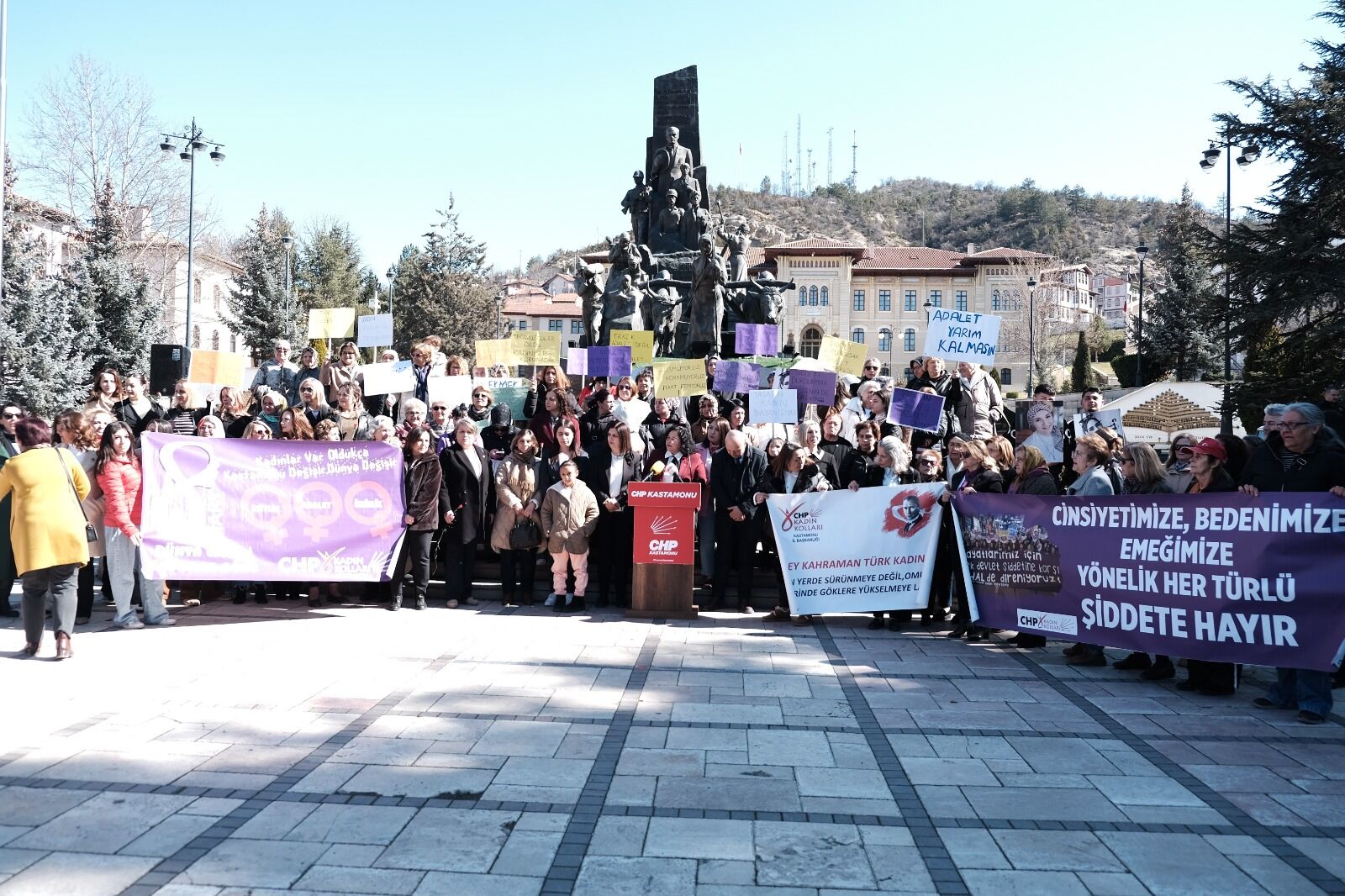 Cumhuriyet Meydanı'nda Eşitlik, Adalet Ve Özgürlük Sesleri (1)
