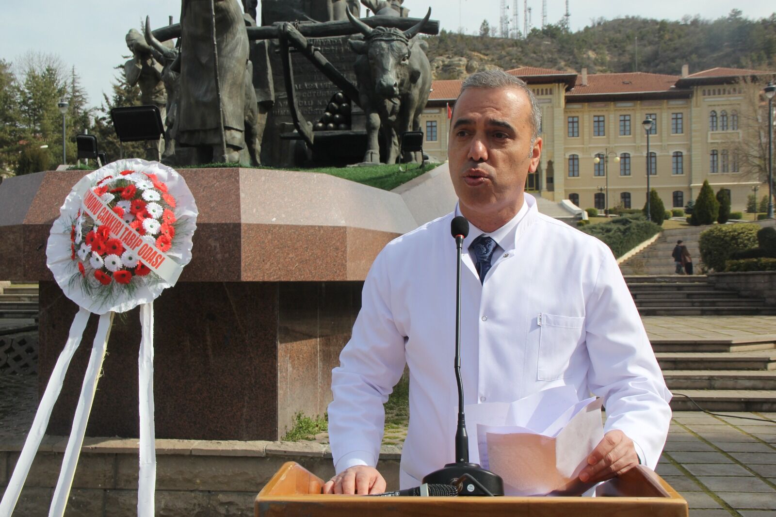 Cumhuriyet Meydanı'nda Tıp Bayramı Kutlandı (2)