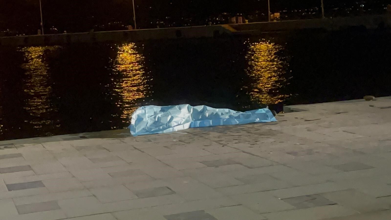 Denizde Bir Kişinin Cansız Bedeni Bulundu (1)