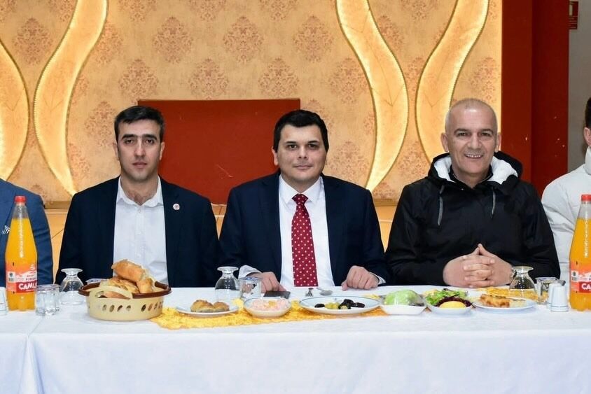 Devrekani’de Protokol Ve Muhtarlar Iftar Sofrasında Buluştu (3)