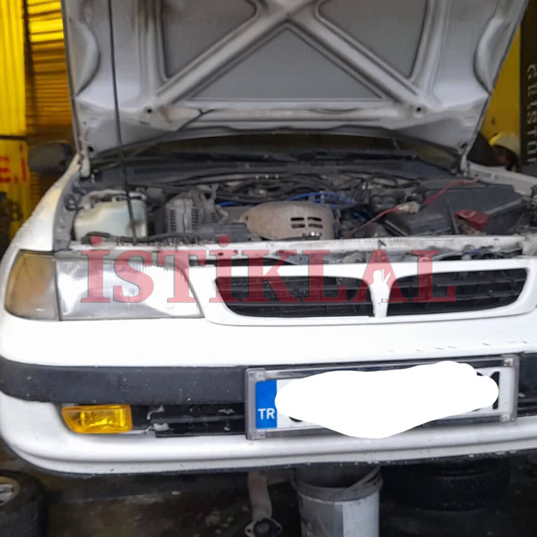 Eski Sanayi Sitesi'ne Tamir Için Gelen Otomobil Kül Oldu (3)