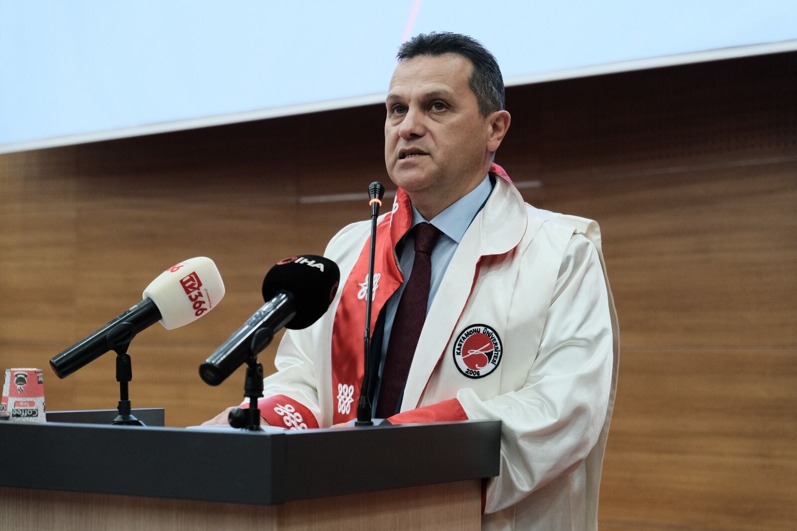 Kastamonu Universtesi 89 Akademisyen Cubbe Giydi (3)