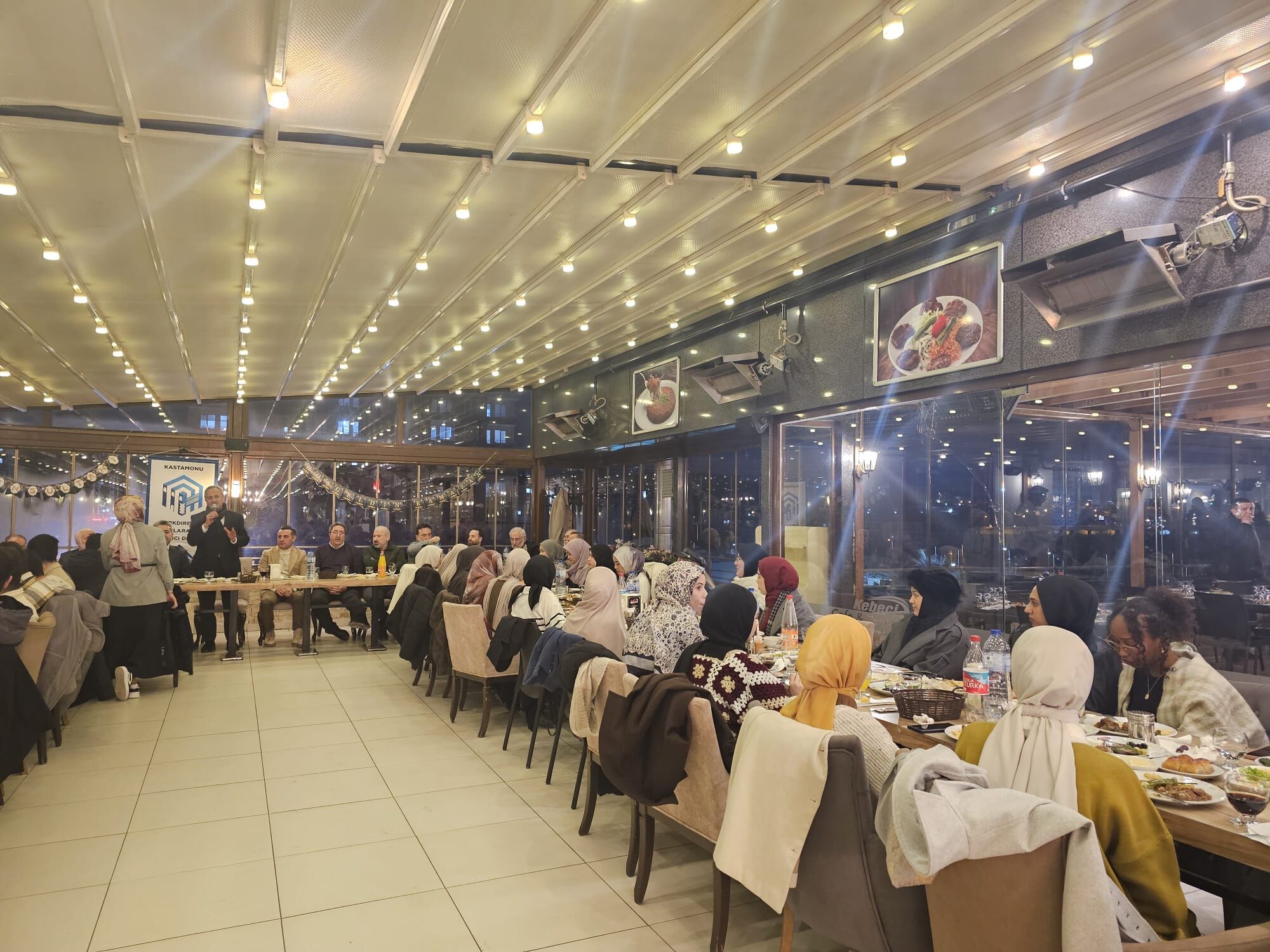 Kastamonu’da Ramazan Sofrası Farklı Ülkeleri Buluşturdu (1)