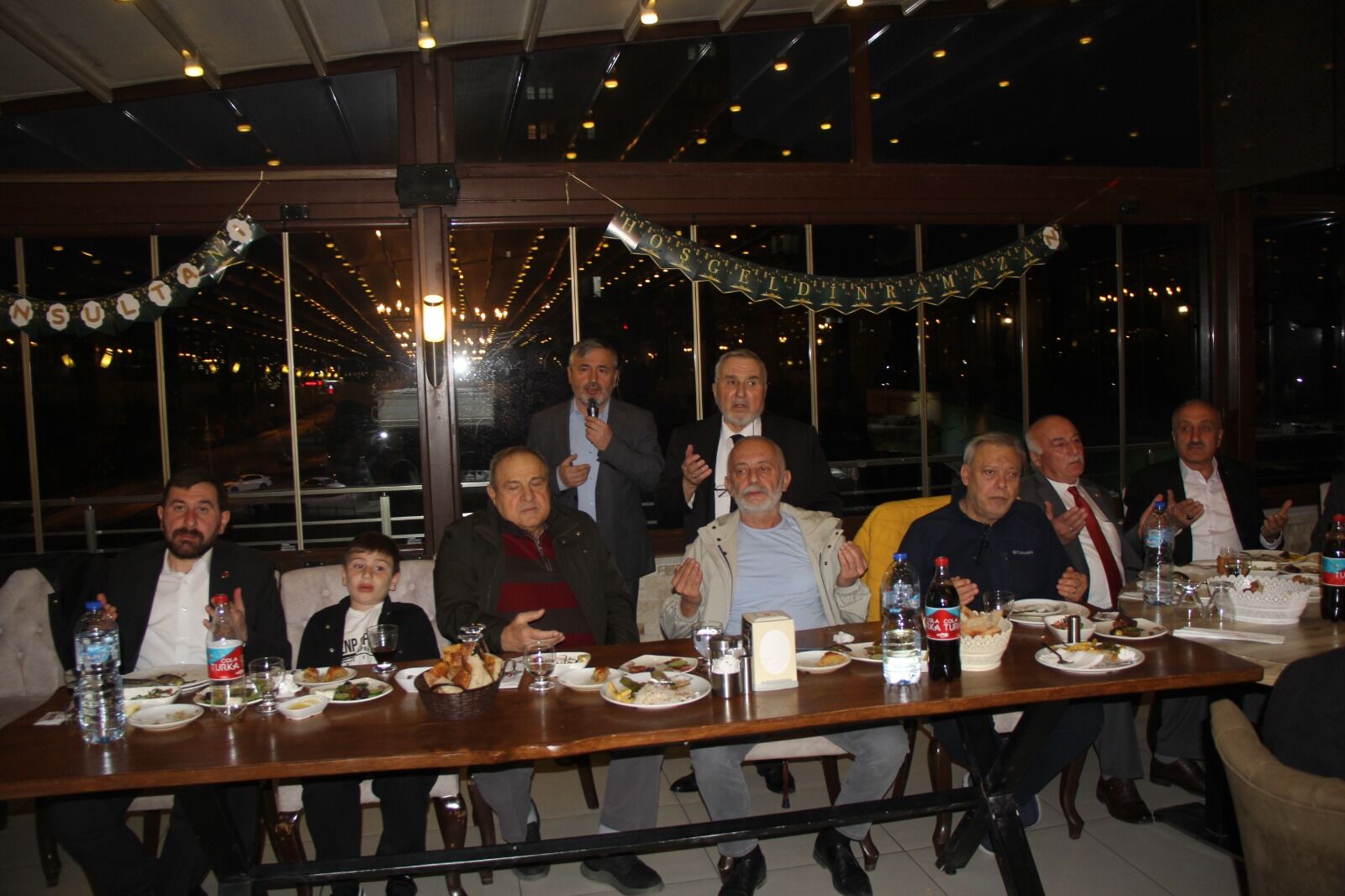 Sabri Bayındırlı Hoca’nın Geleneksel Aile Iftarına Yoğun Katılım (3)