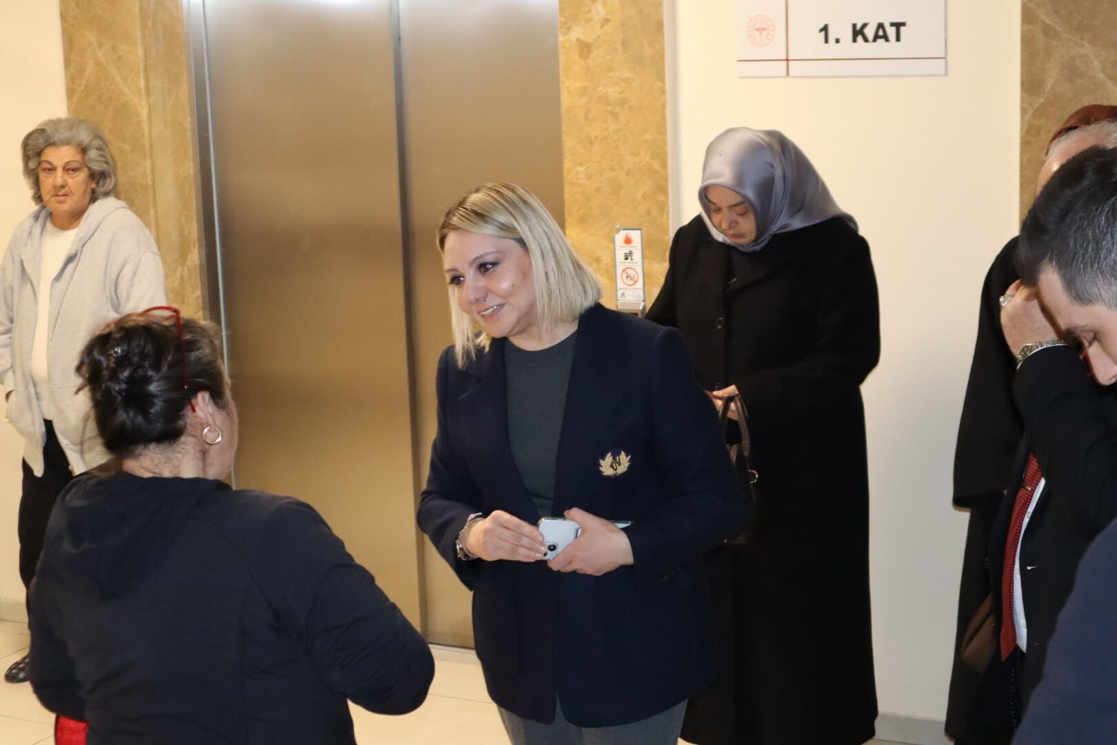 Serap Ekmekci Cide (4)