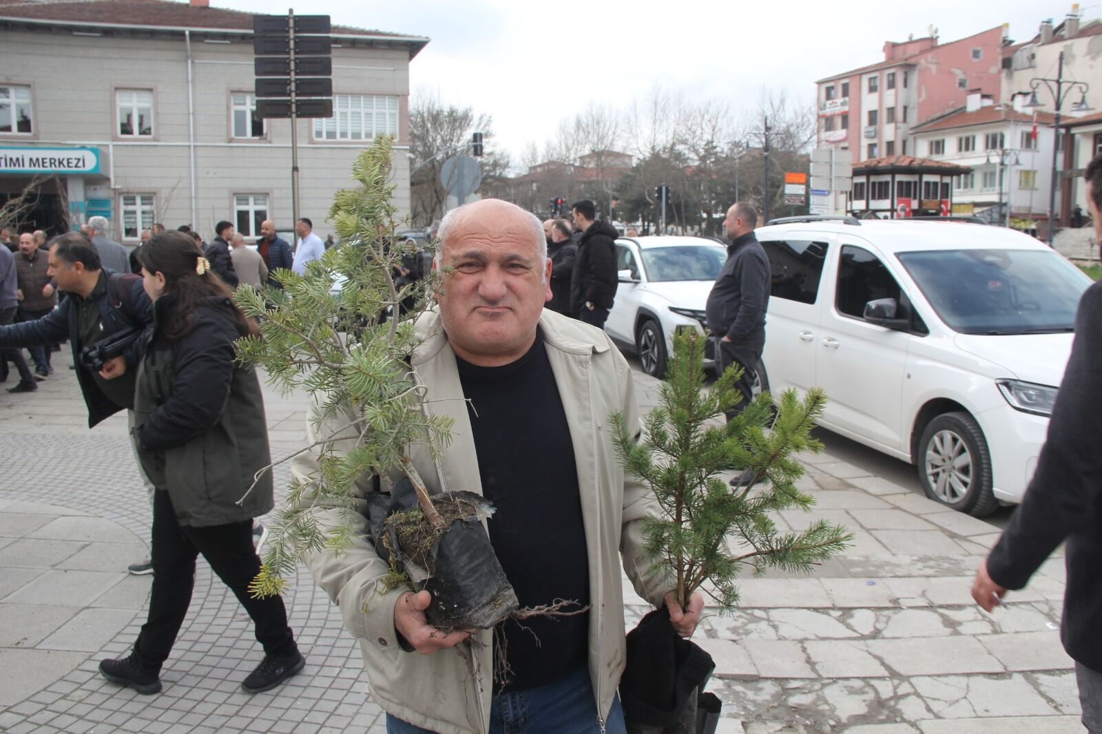 Ucretsiz Fidan Dagıtımı (5)