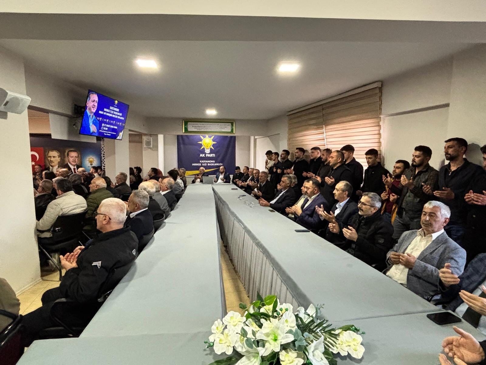 Yaşar Özdemir Başkanlığında Toplandılar (2)