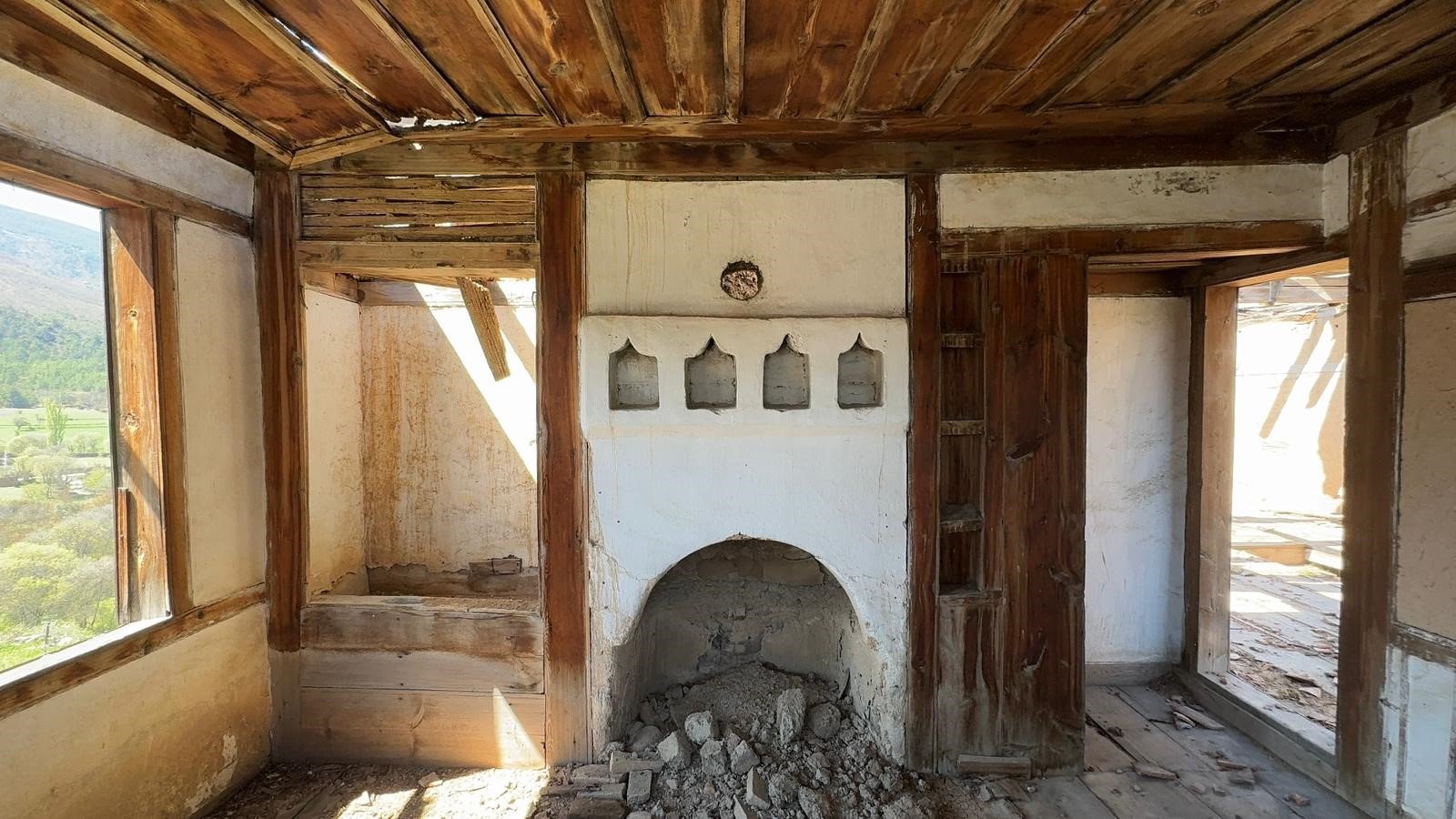 250 Yıllık Tarihi Konak Için Yıkım Kararı (2)