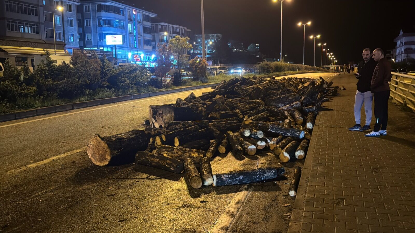 57B7982B D76C 4B4B Bf29 4F17C6390D25