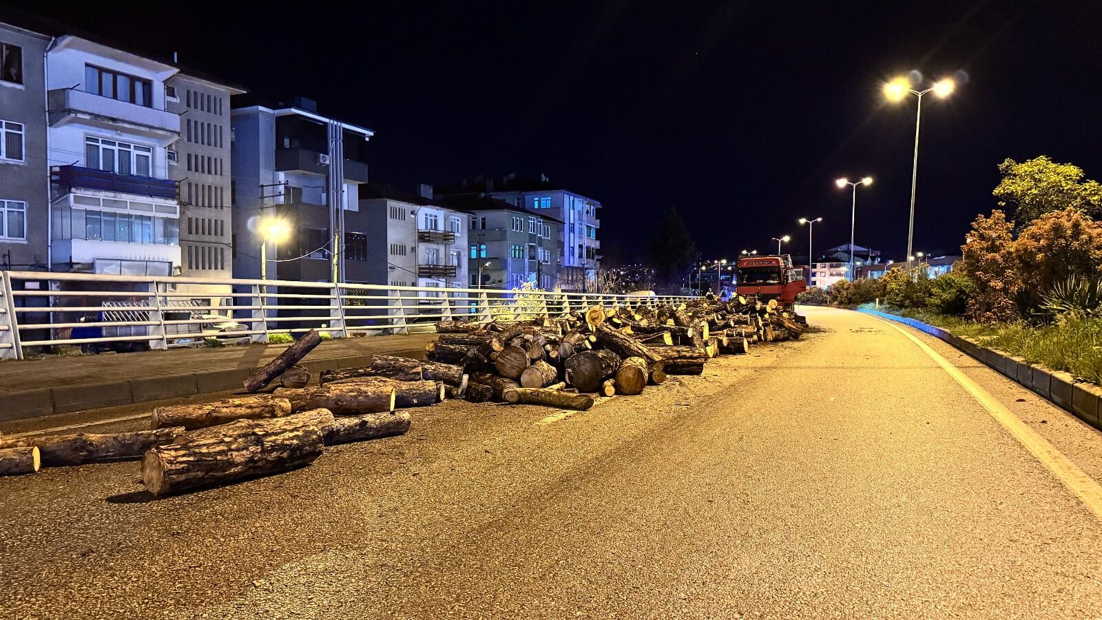 61B8F5A4 13D7 4B0A 8E12 04A893734E24