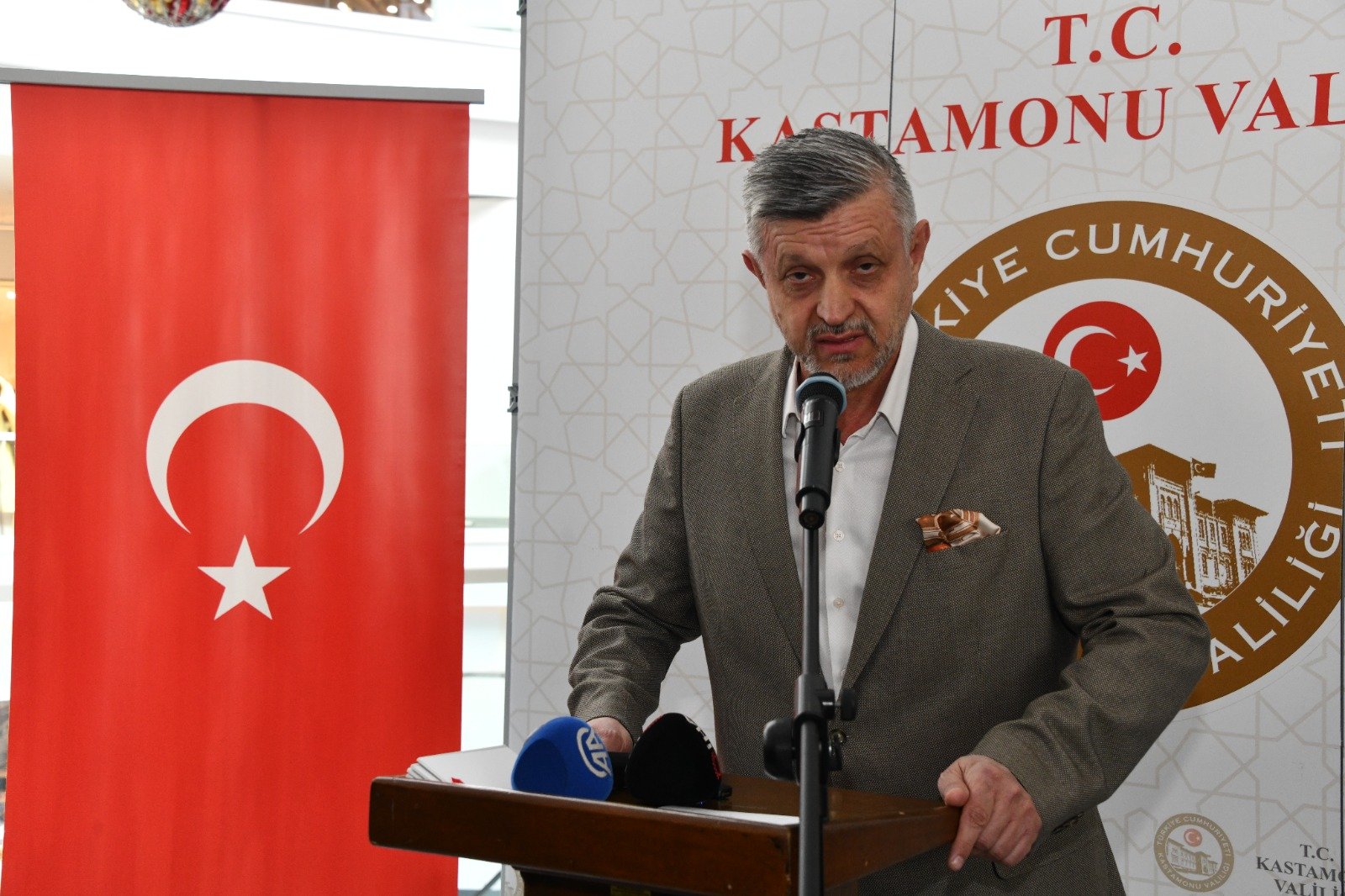 91738D55 2B49 4E4F A108 60C69D3D205D