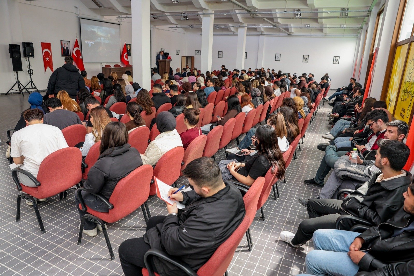 94A62Beb C91A 4132 A102 9B71B8014D8B