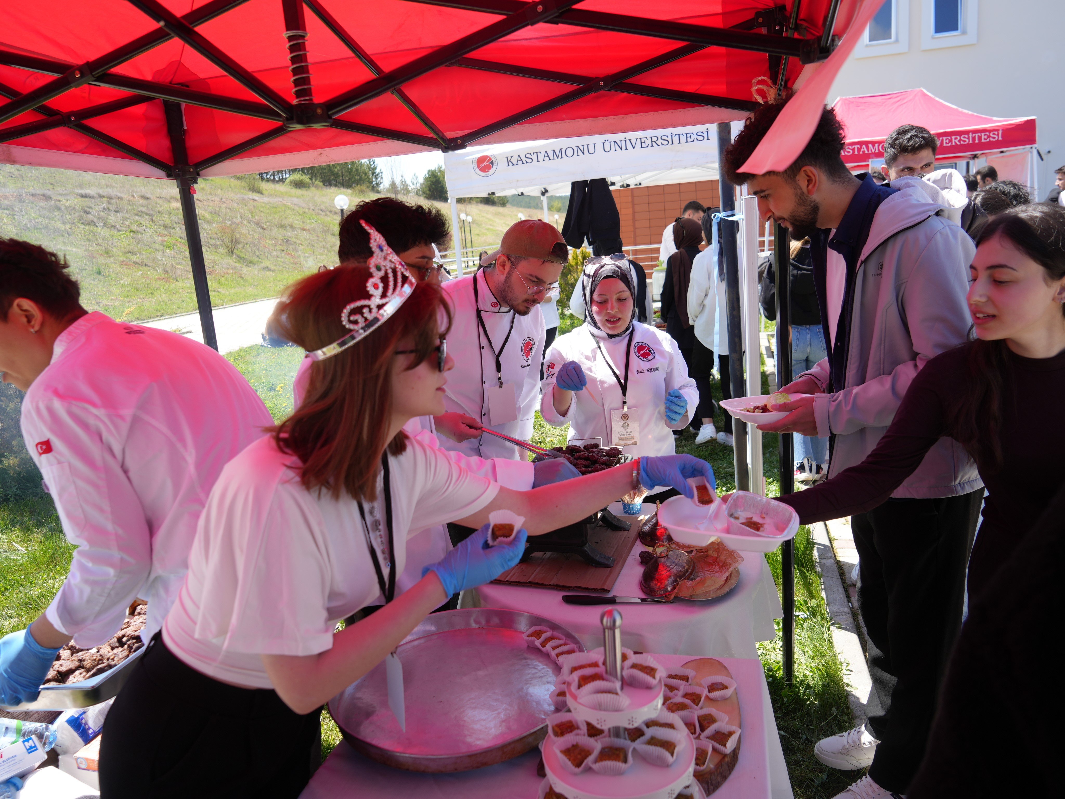 Kastamonu'da Türkiye'nin lezzetleri yoğun ilgi gördü