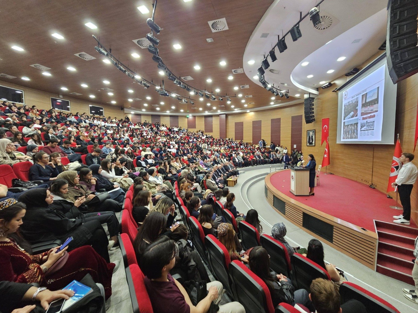 “Alkol Ve Uyuşturucu Ile Mücadele Semineri” Düzenlendi (1)