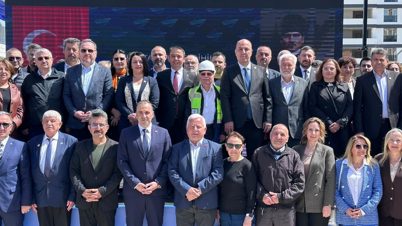 C5621Aa4 F6Df 4C38 B785 F4Df2F8F1417