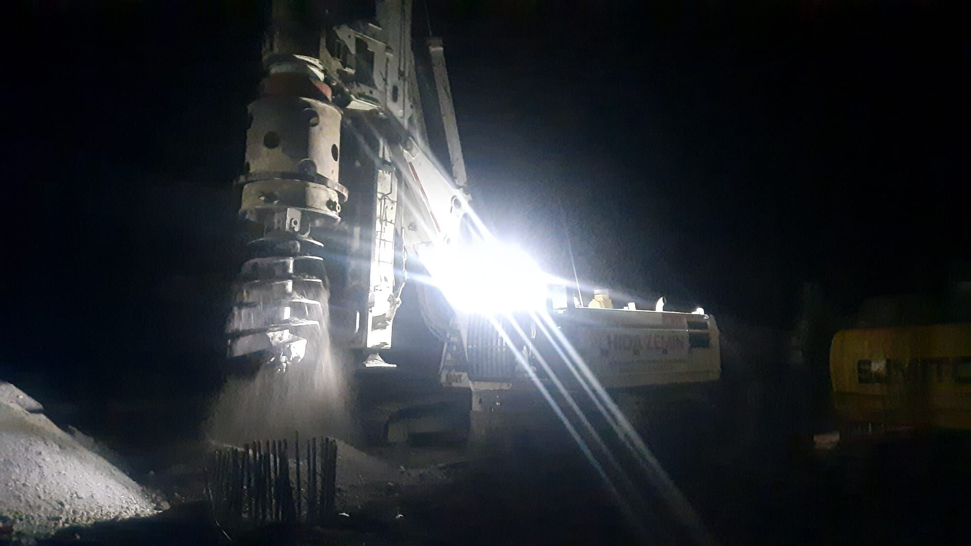 Cide Sahil Yolunda 724 Mesai (3)