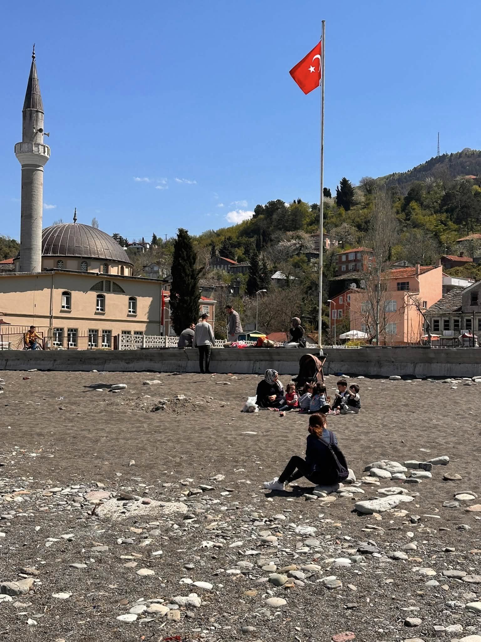 Güneşi Gören Sahile Koştu Fotoğraf (1)