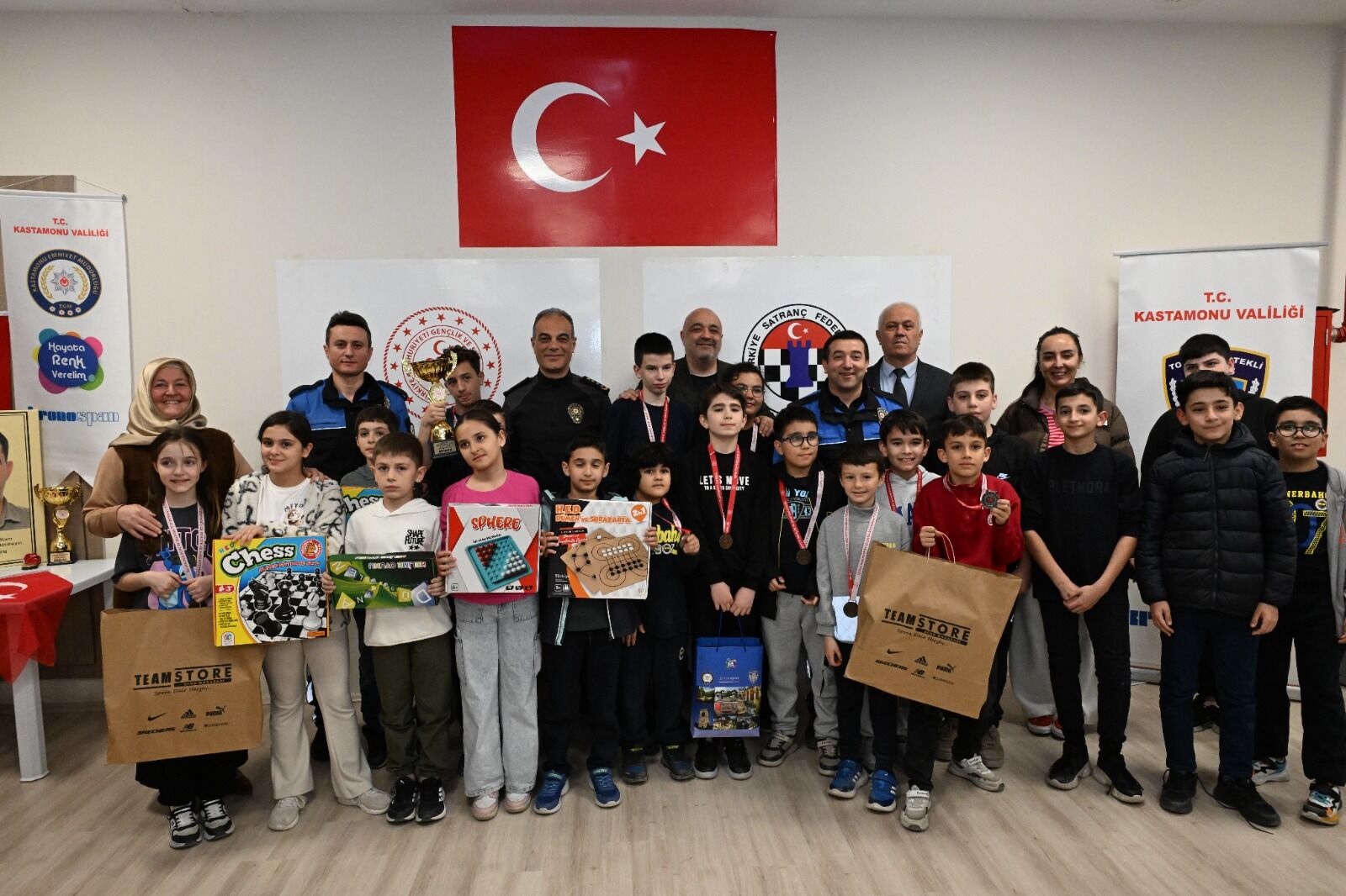 Kastamonu Hayata Renk Satranç (1)