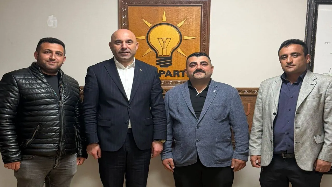 Kastamonu'da Chp'den Istifa Etti Ak Parti Rozeti Taktı! (1)