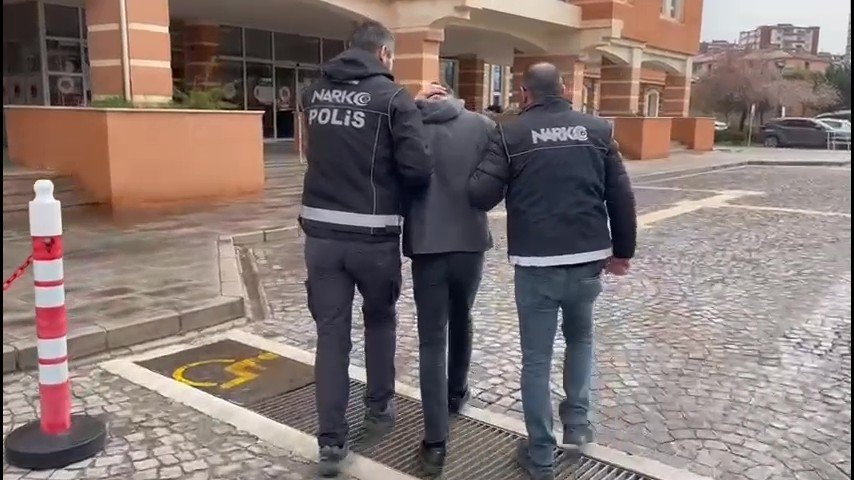 Kastamonu’da Zehir Yuvasına Baskın! (3)