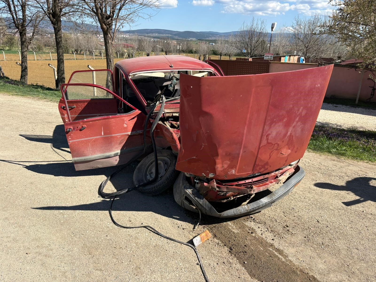 Kavsakta Feci Kaza 3 Yaralı (1)