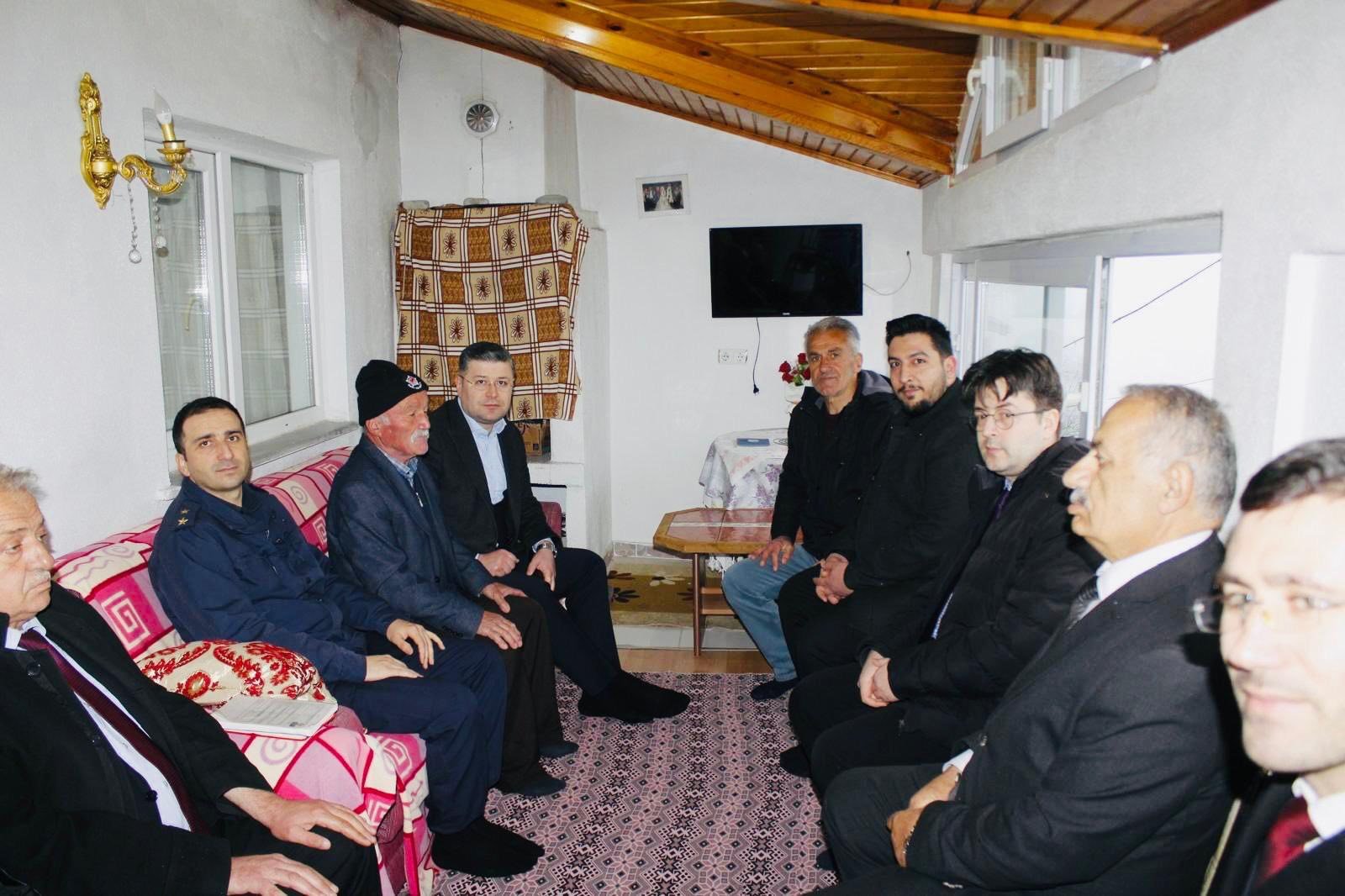 Kaymakam Uçar Vatandaşın Kapısını Çaldı (2)