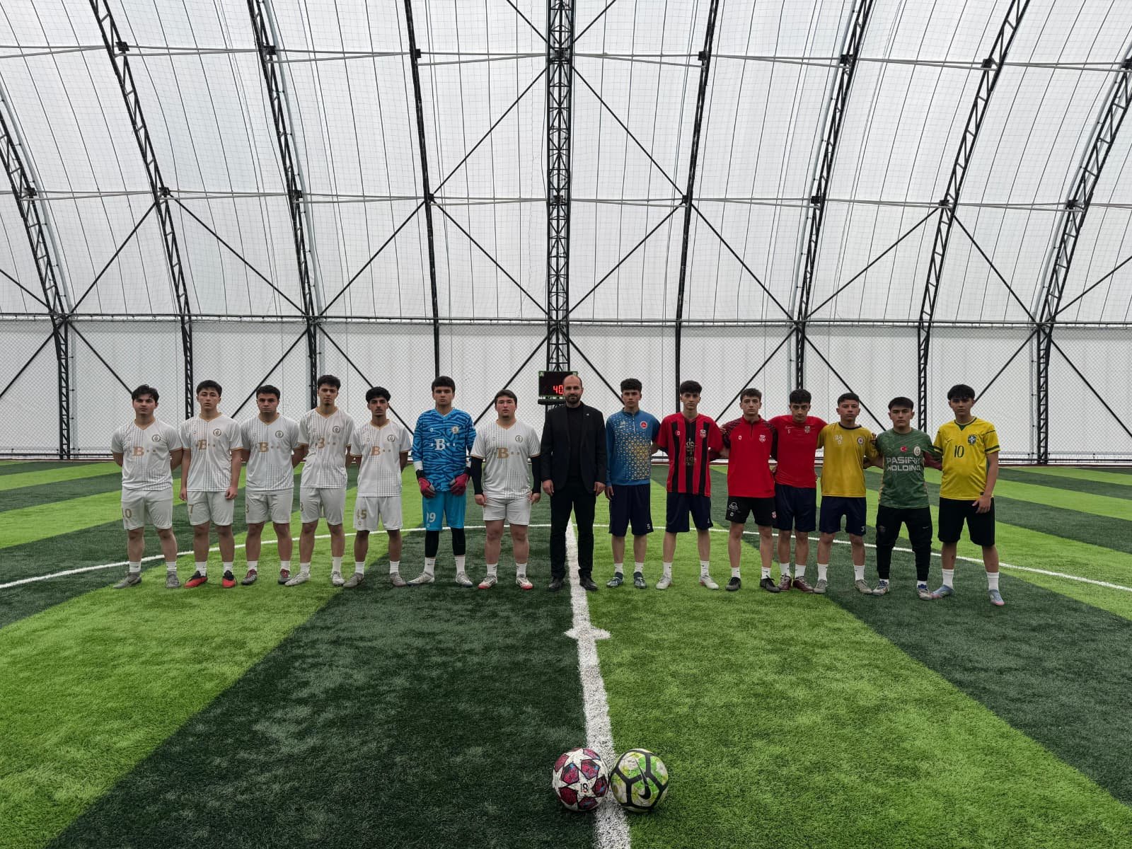 Kupanın Sahibi Şehit Ahmet Şahan Spor Lisesi! (1)