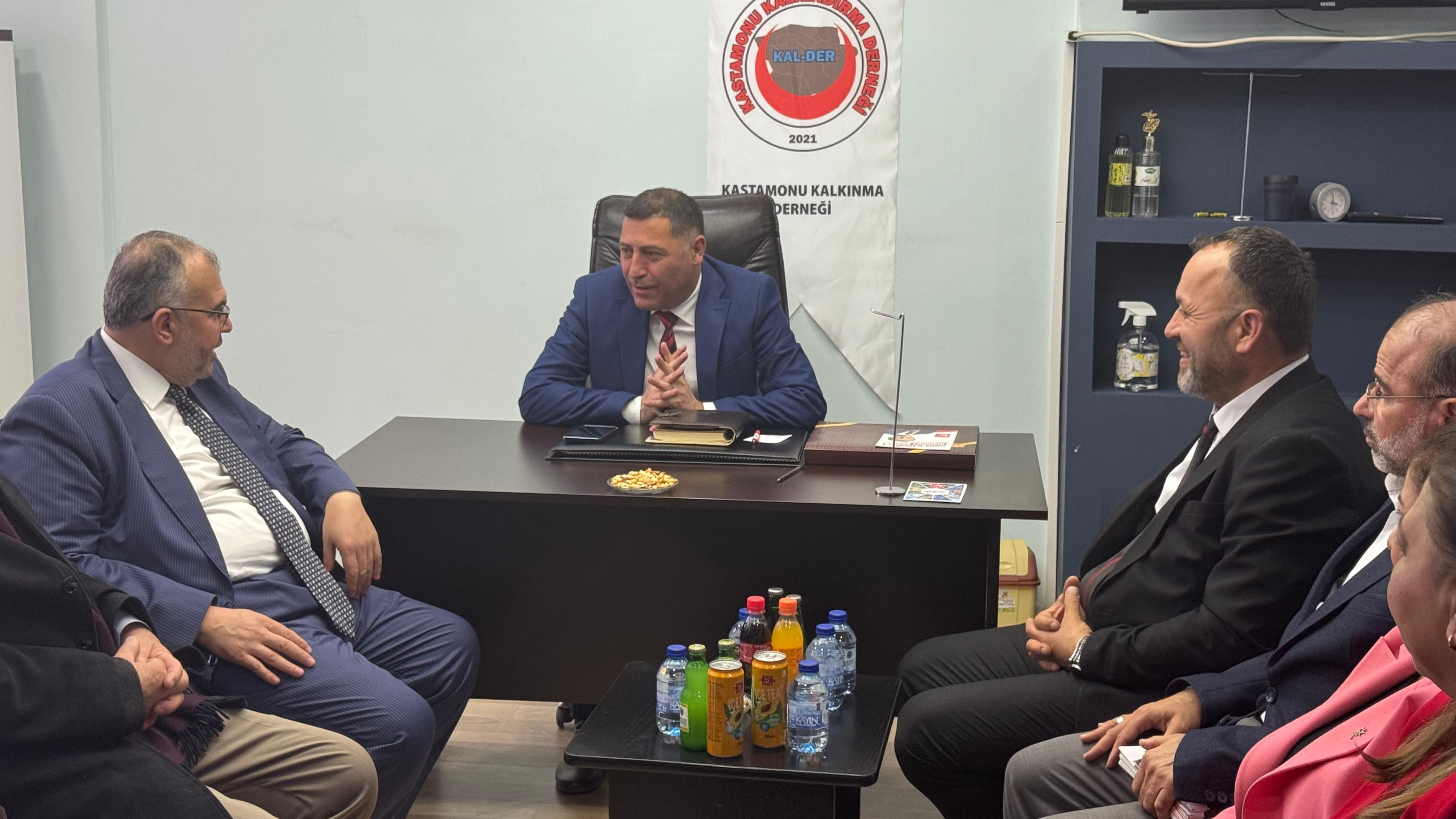 Milletvekili Çalışkan’a Eski Kastamonu Fotoğrafı! (2)