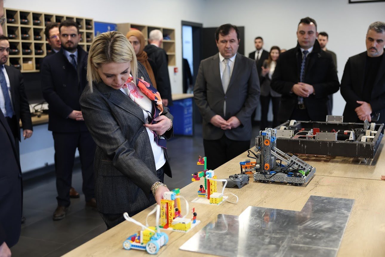 Milletvekili Ekmekci’den Yoğun Mesai (4)