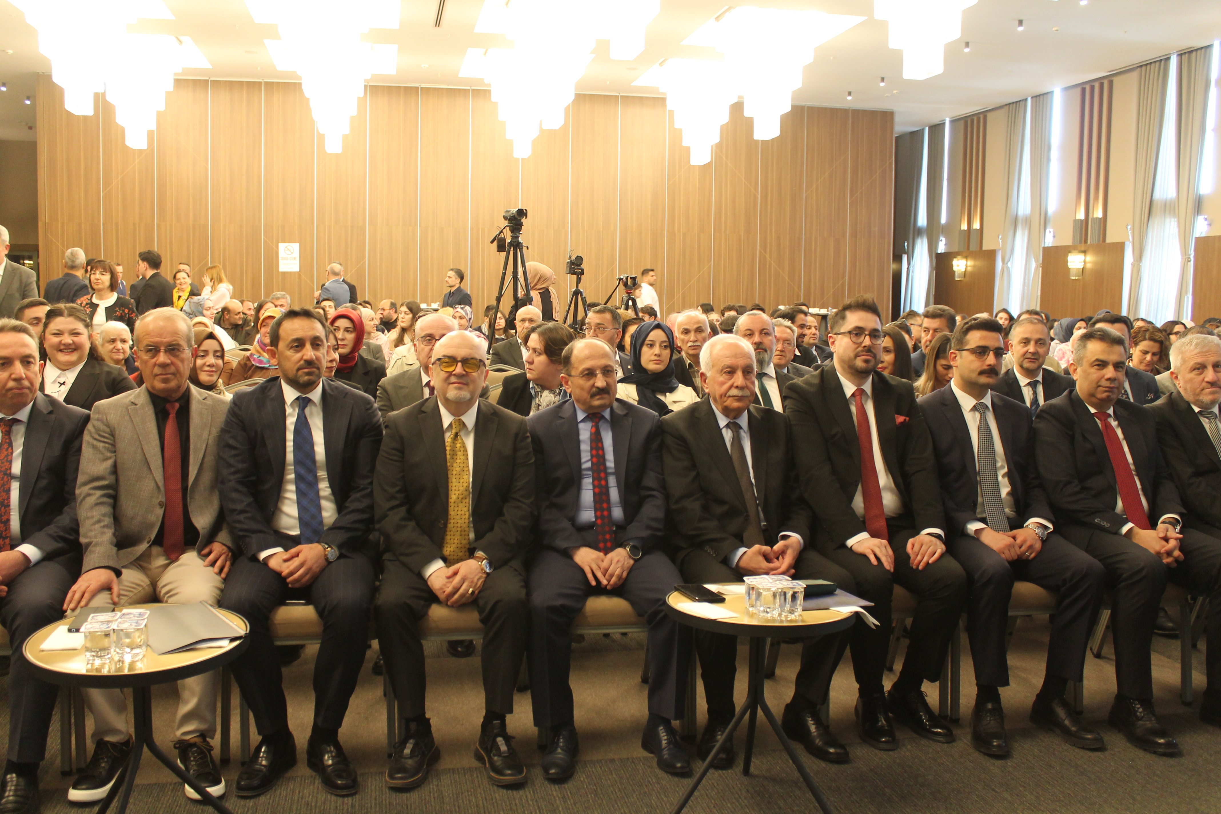 Mi̇ne Özgür Köşe (4).Jpg (3)