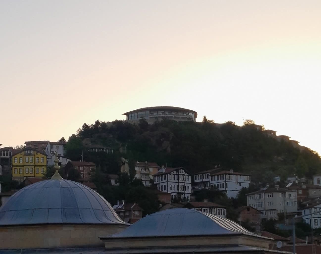 Mine Özgür Köşe Yazısı 7 Nisan (5)