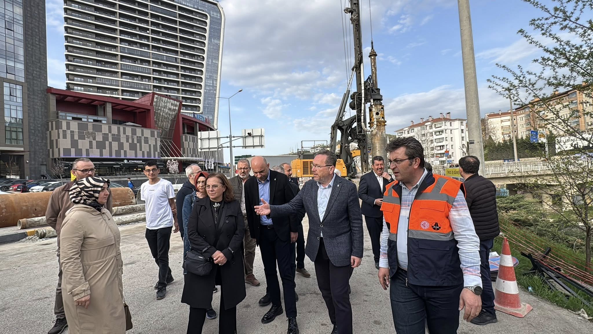 Olukbaşı Kavşağı’nda dikkat çeken mesaj!