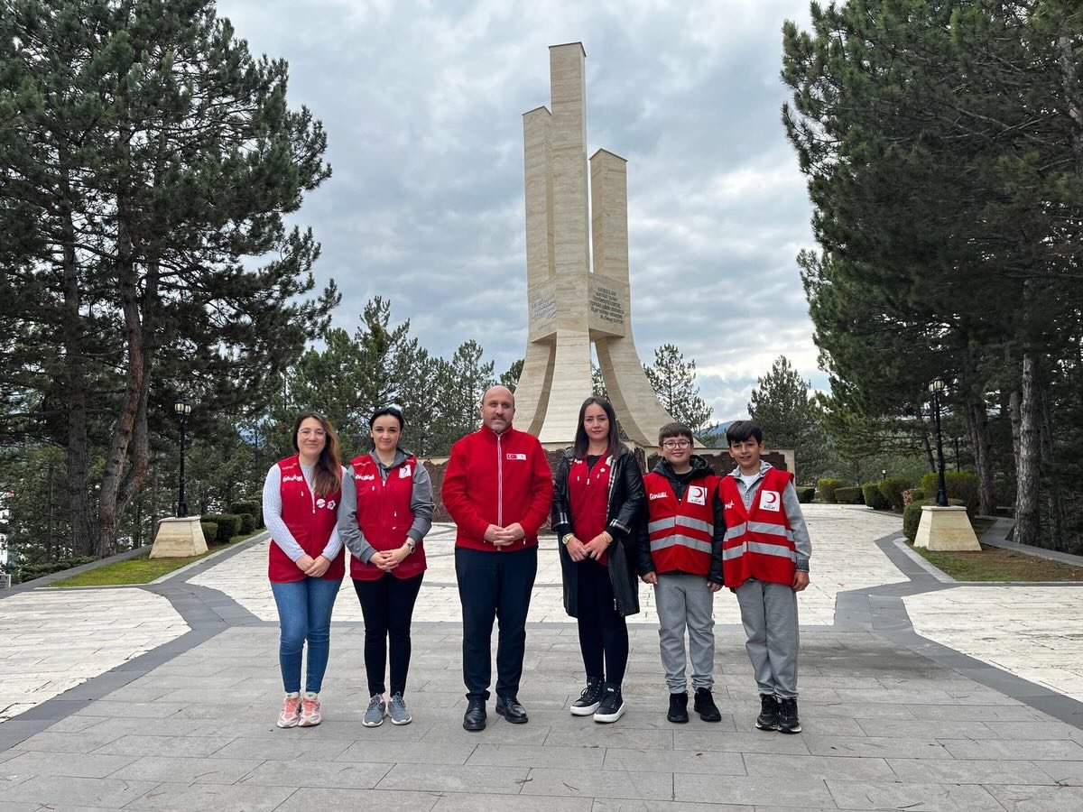 Sehitlik Ziyareti Kızılay Kastamonu (2)