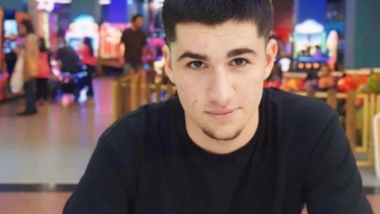 Tokatta 17 Yasindaki Berkay Melikoglu Cinayeti Davasinda Karar Cikti Hwhw