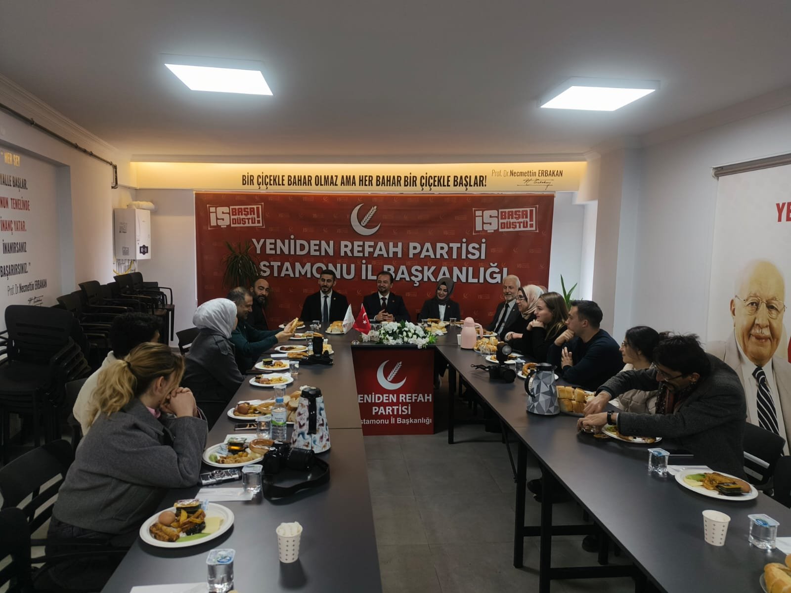 Yrp’den Dikkat Çeken Çıkış (1)