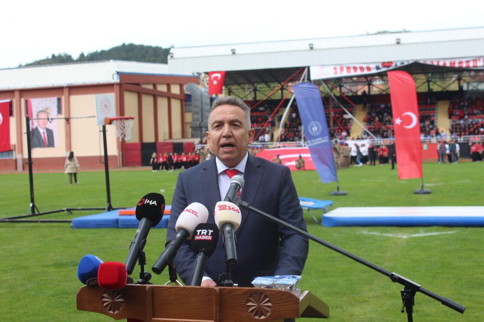 19 Mayıs Gazi Stadında Coskuyla Kutlandı (1)