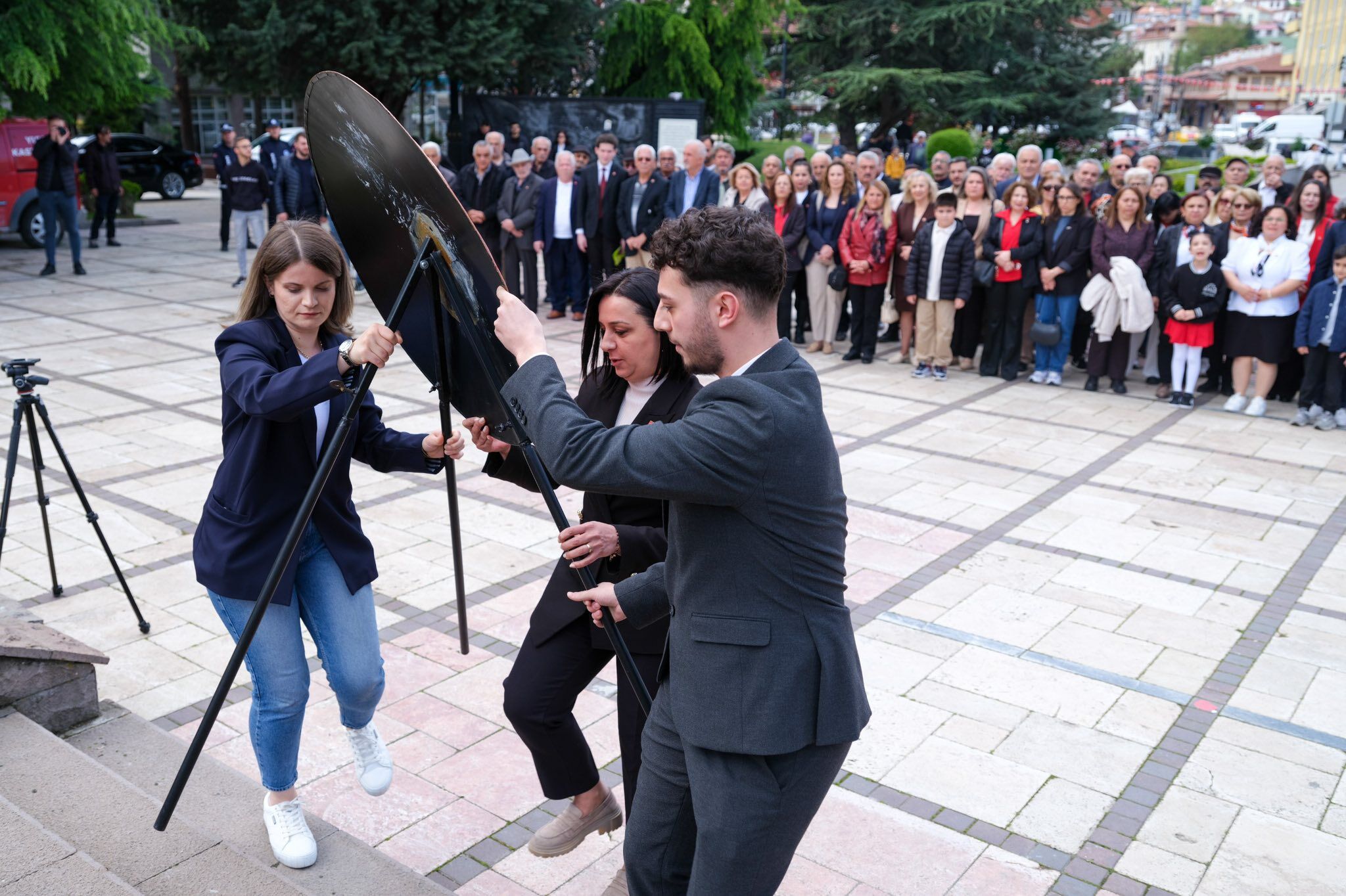 Chp Kastamonu Ataturk Anıtında Bulustu (4)