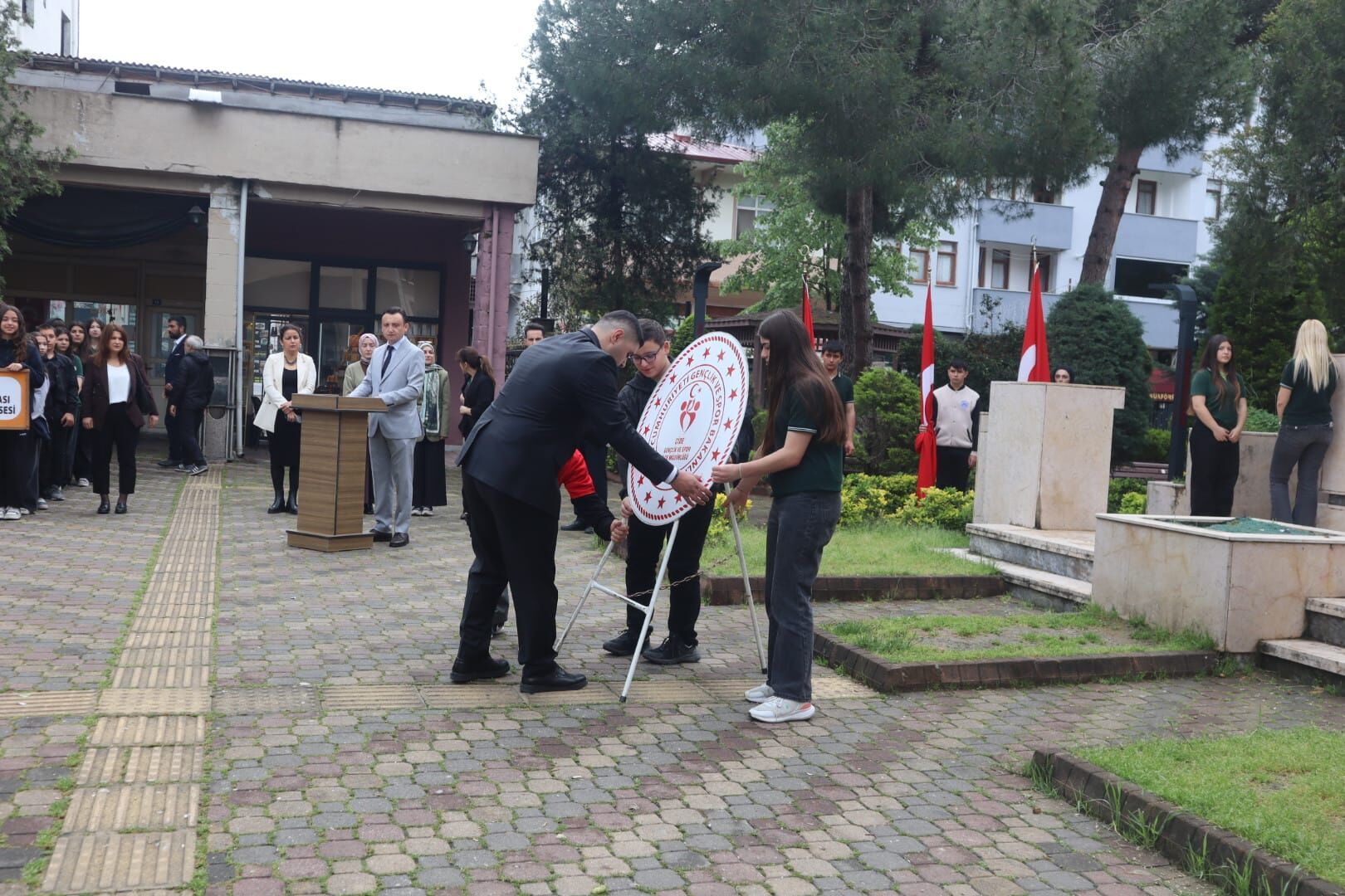 Cide 19 Mayıs Coskuyla Kutlandı (2)