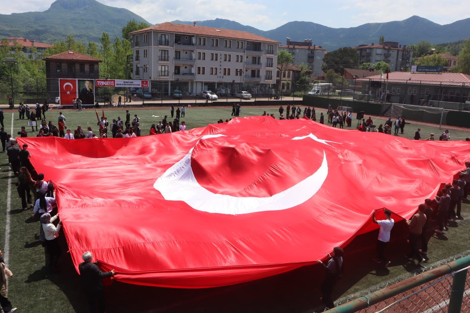 Cide 19 Mayıs Coskuyla Kutlandı (7)