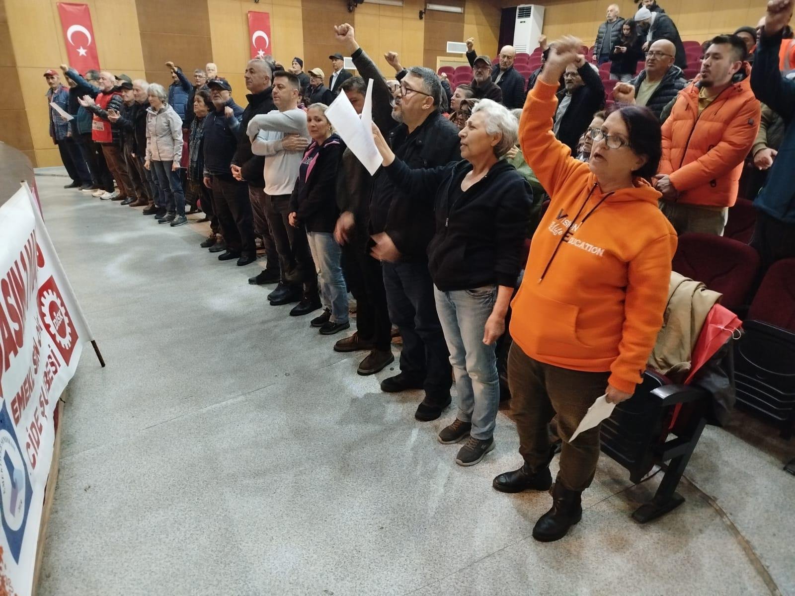 Cide'de 1 Mayıs Yöresel Müziklerle Kutlandı (4)