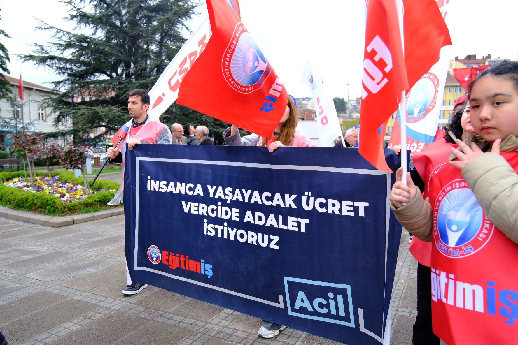 Emekçiler Cumhuriyet Meydanı’nı Doldurdu (7)