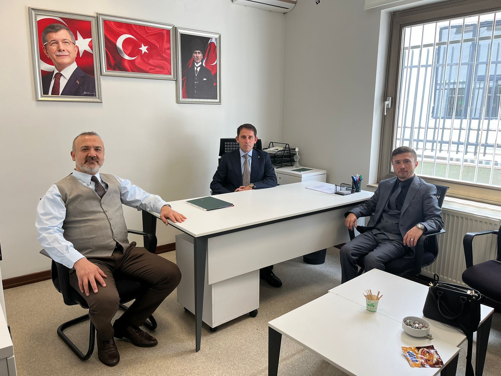 Gelecek Partisi Kastamonu Heyeti Davutoğlu Ile Görüştü (2)