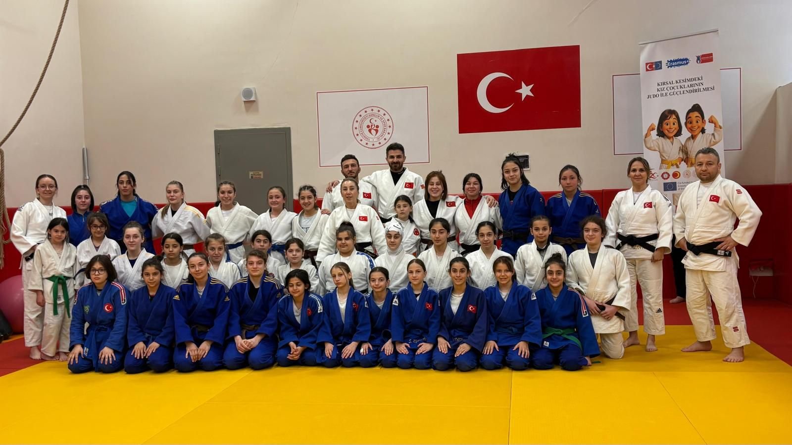 Hulya Senyurt Kastamonu (1)